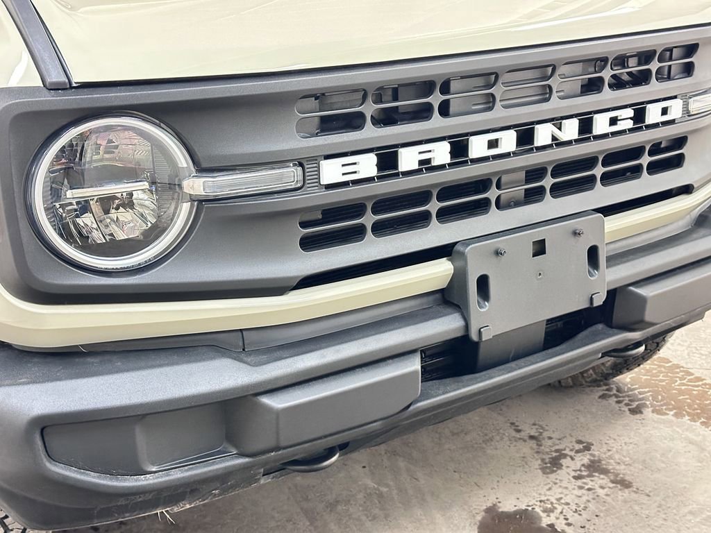 Certified 2025 Ford Bronco 2-Door AWD/4WD image 14