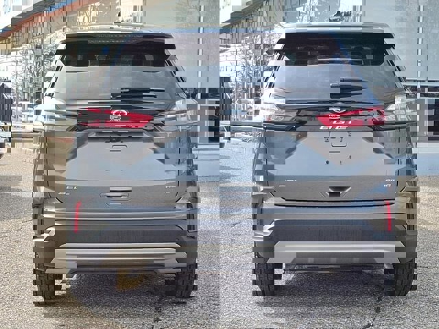 Certified 2023 Ford Edge SEL w/ Convenience Package image 2