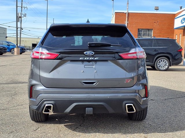 Certified 2023 Ford Edge ST w/ Equipment Group 401A image 2