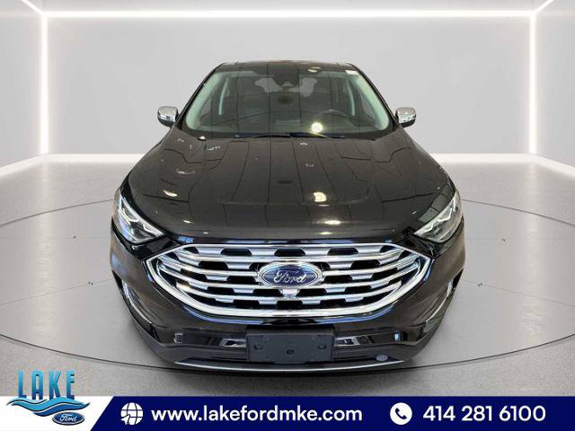 Certified 2022 Ford Edge Titanium w/ Equipment Group 301A AWD/4WD image 2
