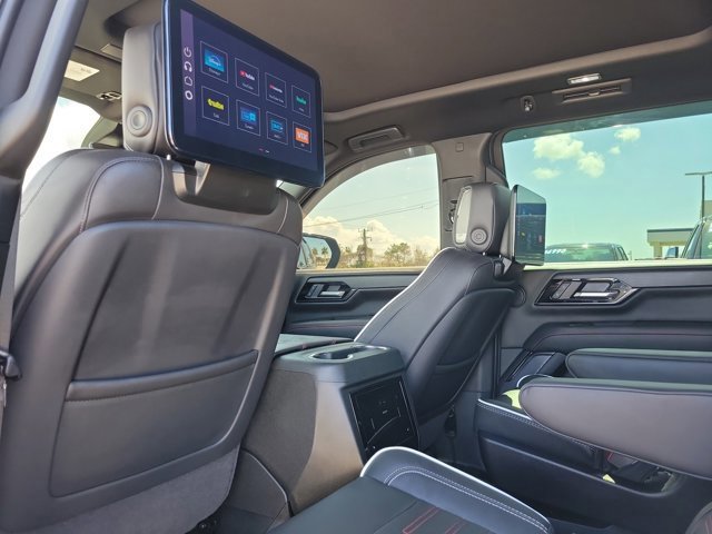 Used 2025 GMC Yukon XL AT4 Ultimate w/ LPO, Floor Liner Package image 18