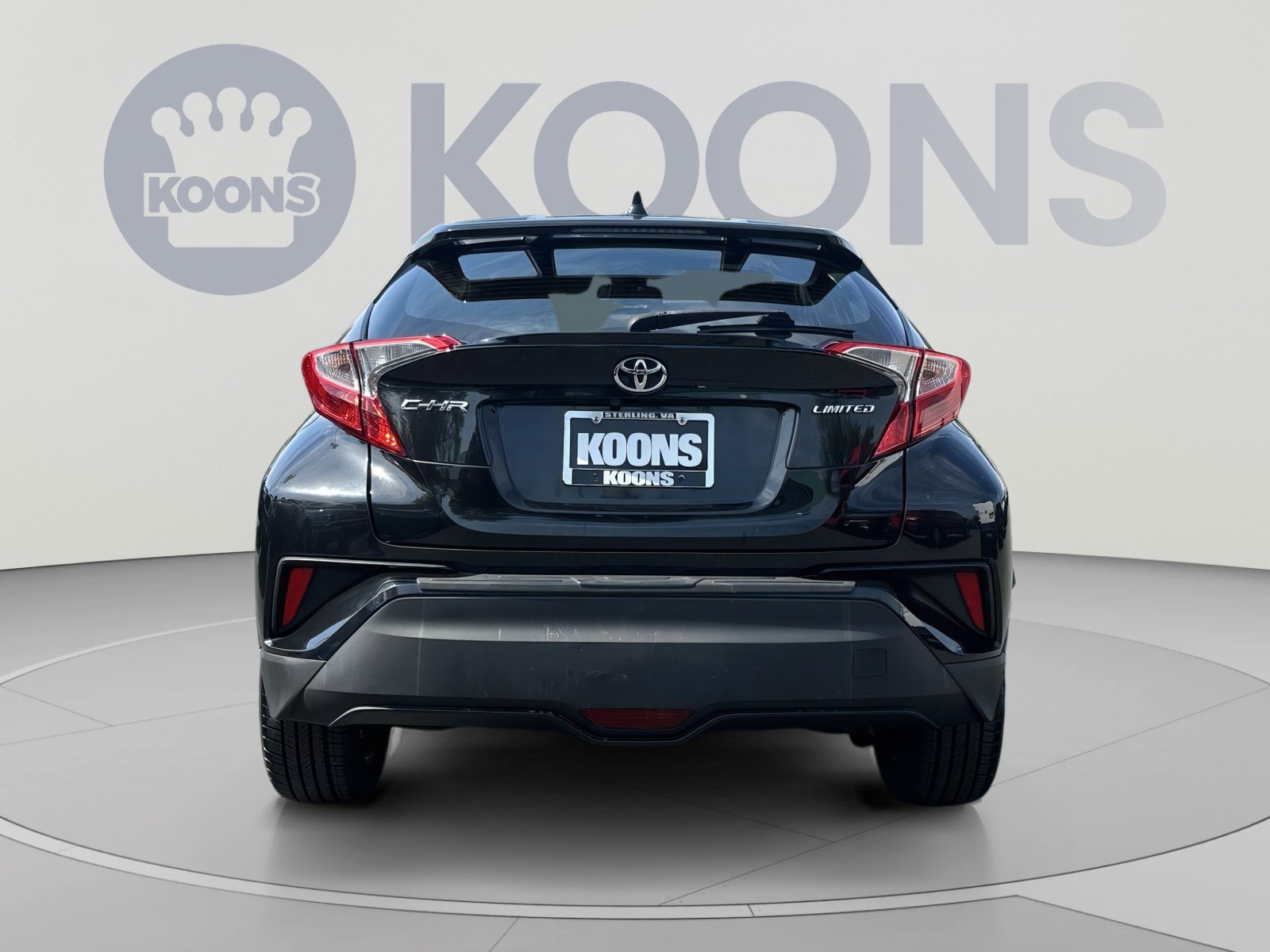Used 2019 Toyota C-HR Limited FWD image 10