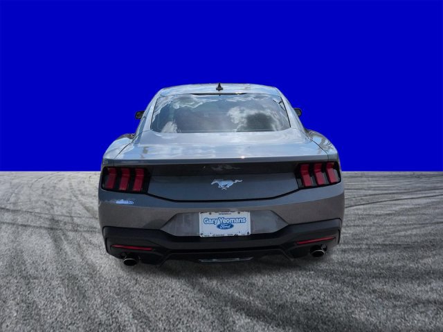 Certified 2025 Ford Mustang Coupe RWD image 5