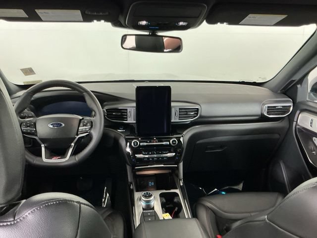 Certified 2024 Ford Explorer ST w/ Technology Package AWD/4WD image 26