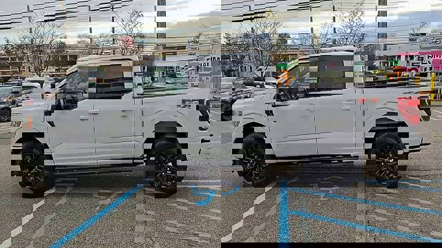 Certified 2022 Ford F150 XLT w/ Equipment Group 301A Mid image 3