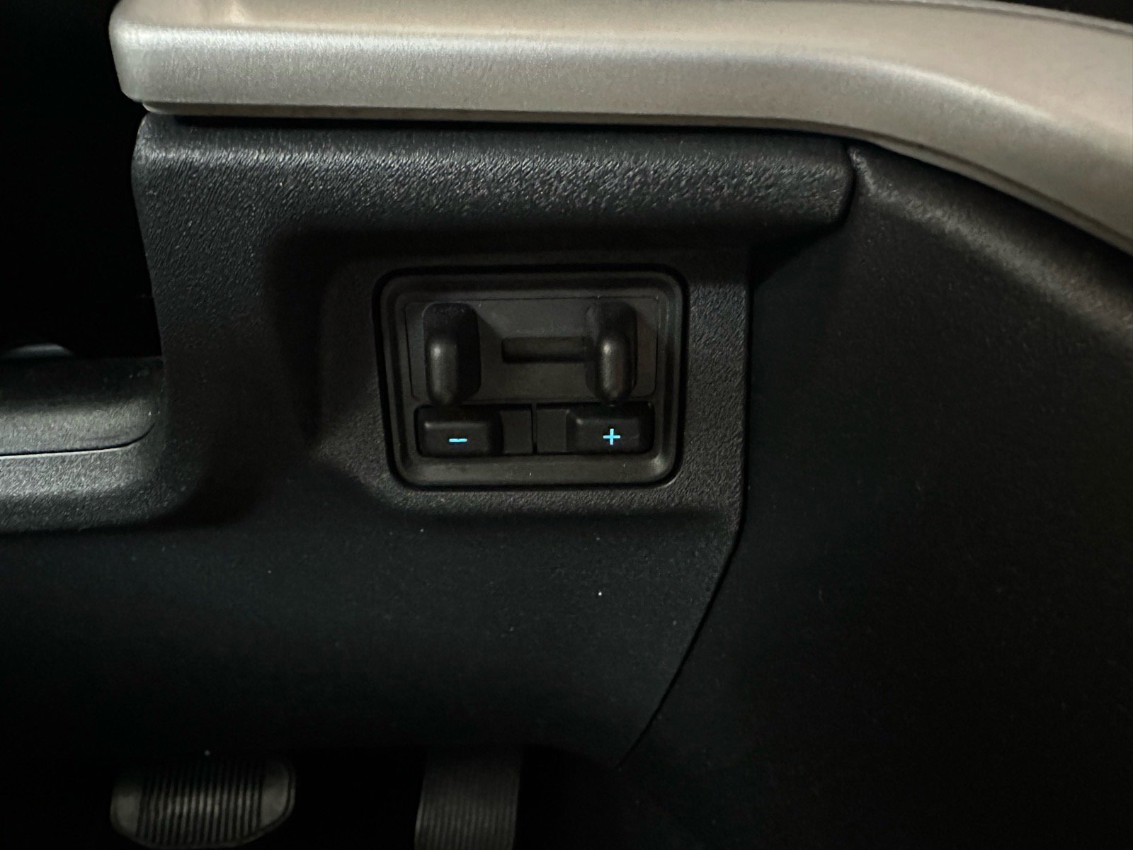 Certified 2025 Ford Expedition Active RWD image 35