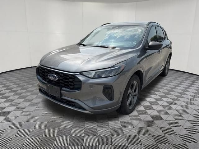 Certified 2024 Ford Escape ST-Line AWD/4WD image 13
