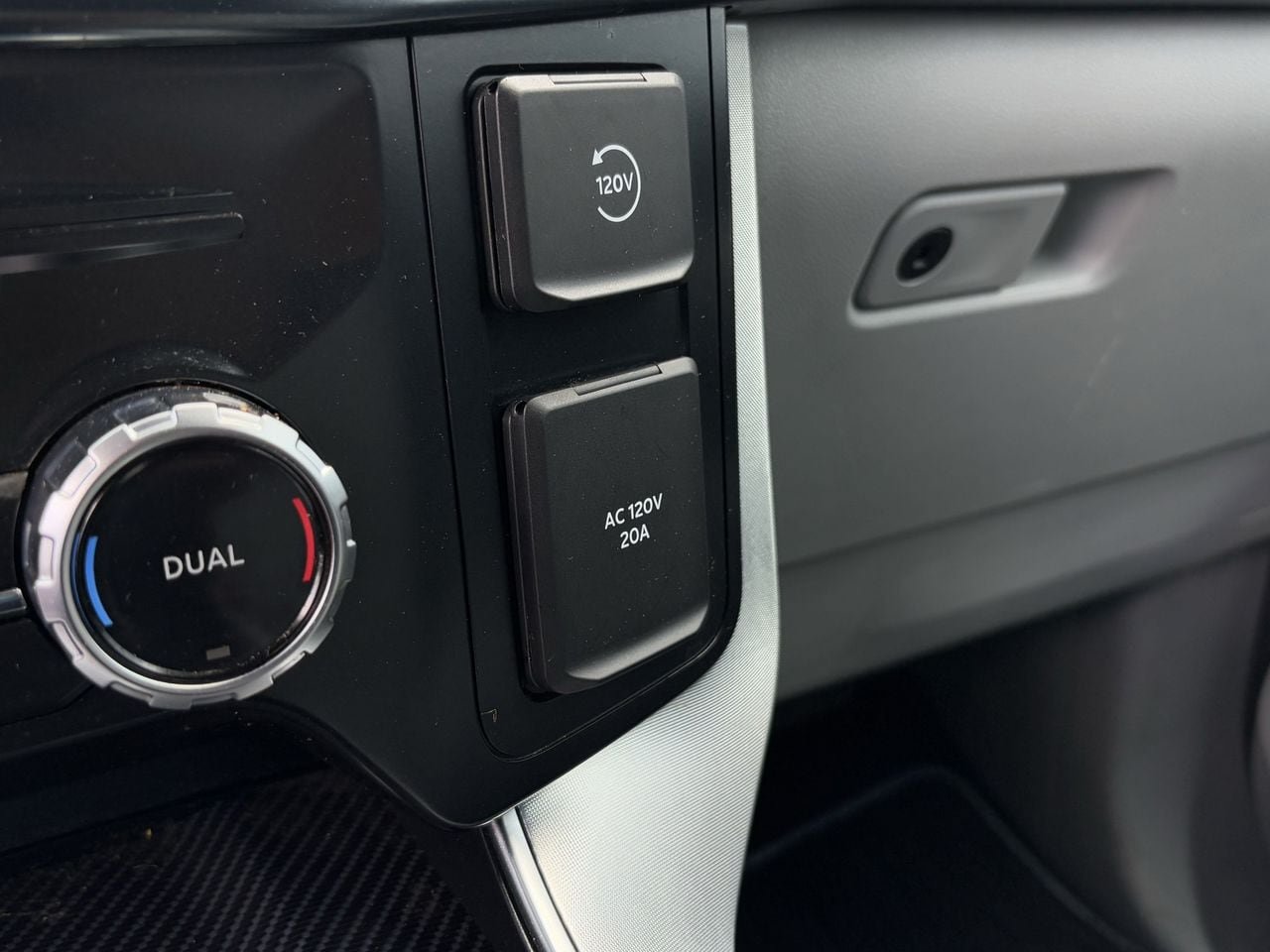 Certified 2023 Ford F150 Limited AWD/4WD image 24