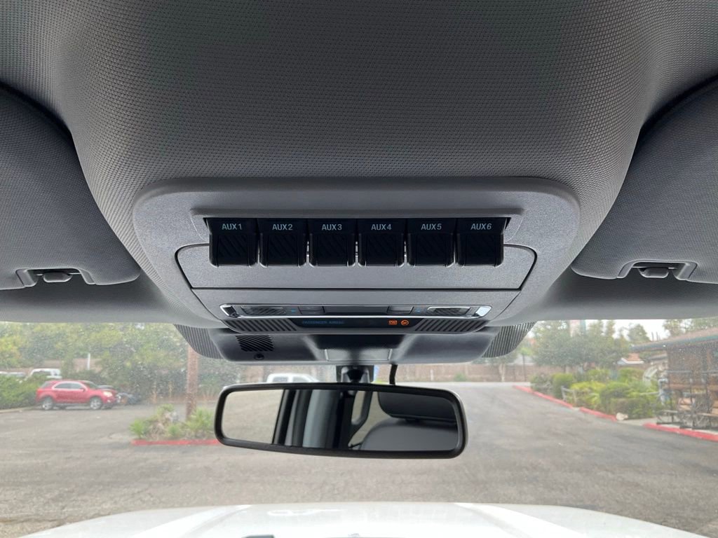 Certified 2025 Ford F350 Lariat w/ Black Appearance Package image 84