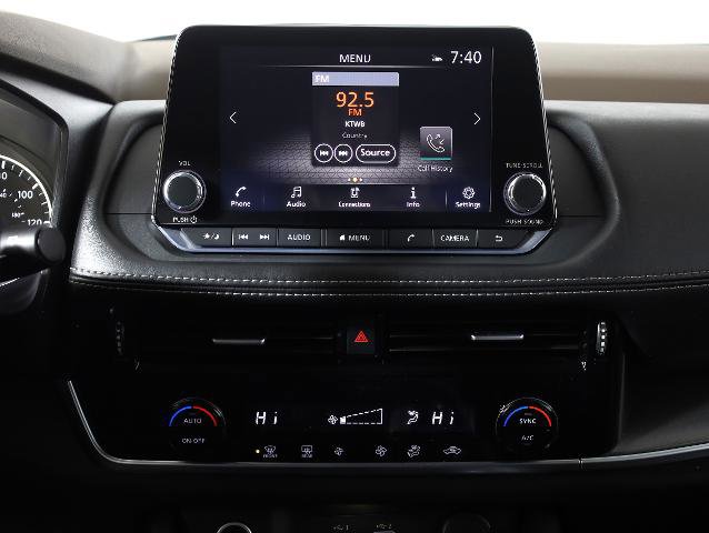 Used 2021 Nissan Rogue SV image 14