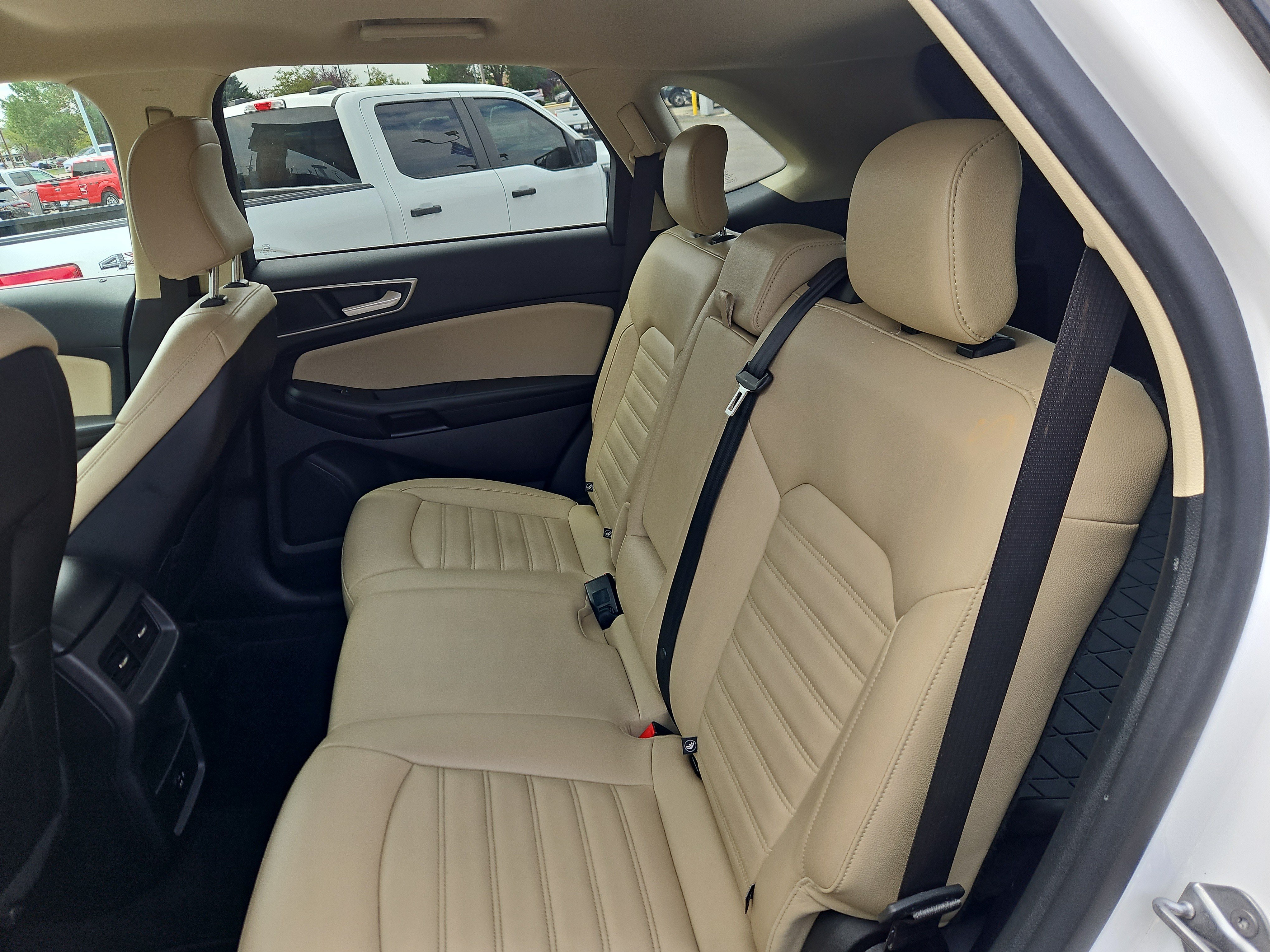 Certified 2022 Ford Edge SEL AWD/4WD image 4