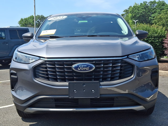Certified 2023 Ford Escape Active w/ Tech Pack #1 AWD/4WD image 3