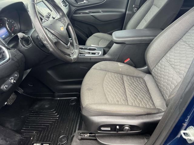 Used 2020 Chevrolet Equinox LT w/ Driver Convenience Package image 18