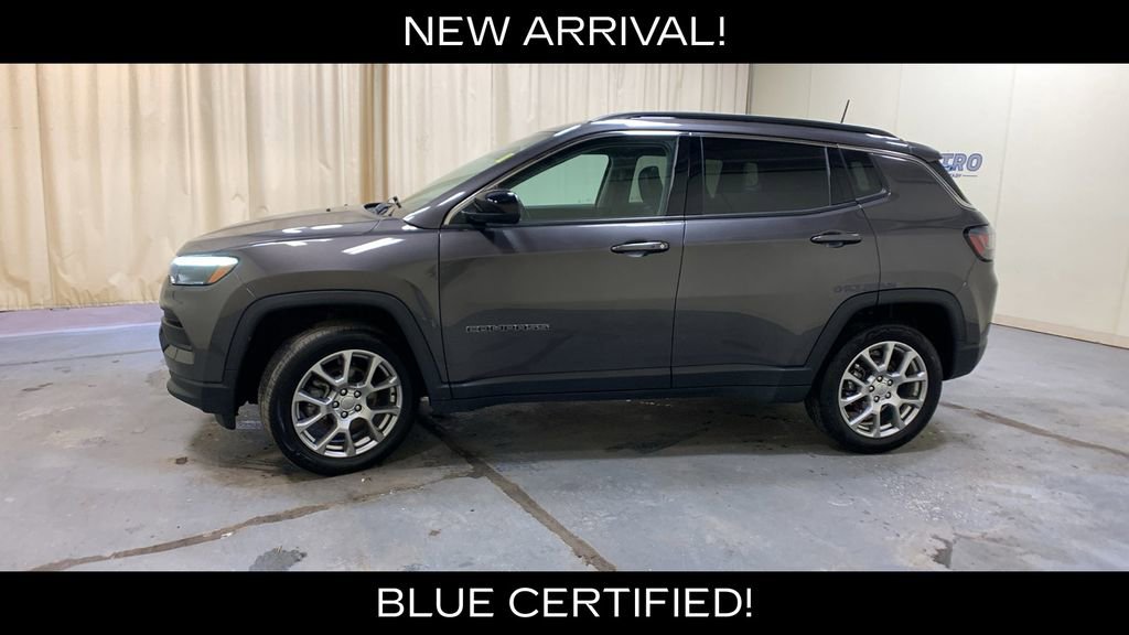 Used 2022 Jeep Compass Latitude w/ Sun and Sound Group AWD/4WD image 6