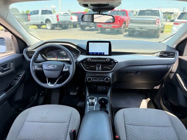 Certified 2022 Ford Escape SE w/ Convenience Package AWD/4WD image 2