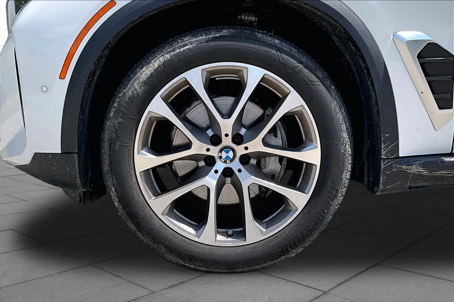 Used 2026 BMW X5 xDrive40i AWD/4WD image 11