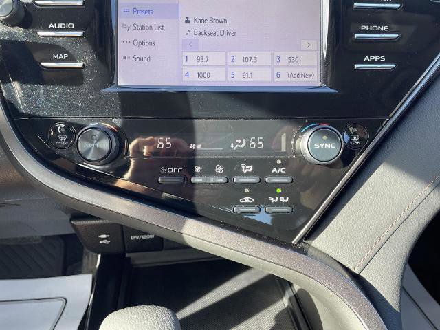 Used 2019 Toyota Camry LE image 26