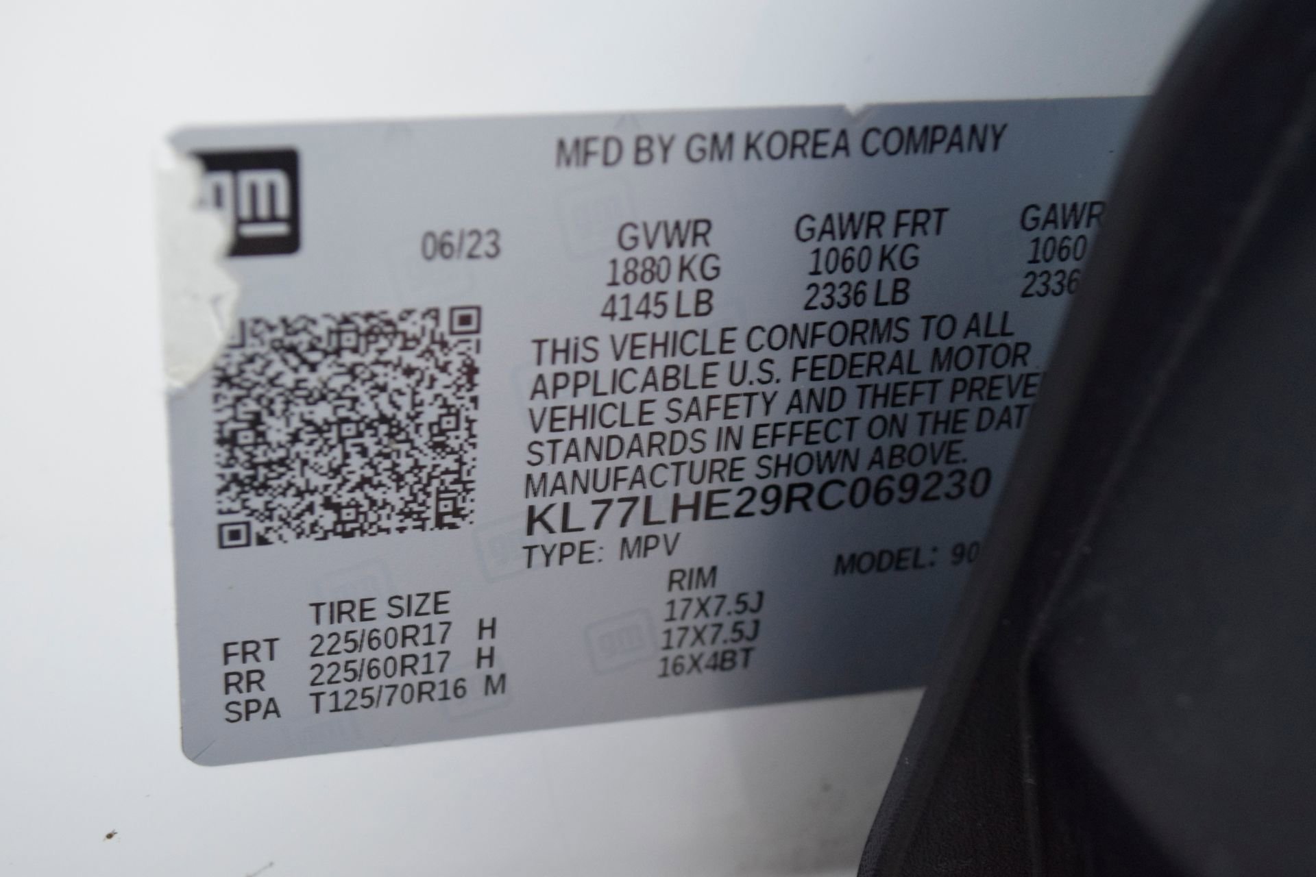 Used 2024 Chevrolet Trax LT w/ Sunroof Package image 26