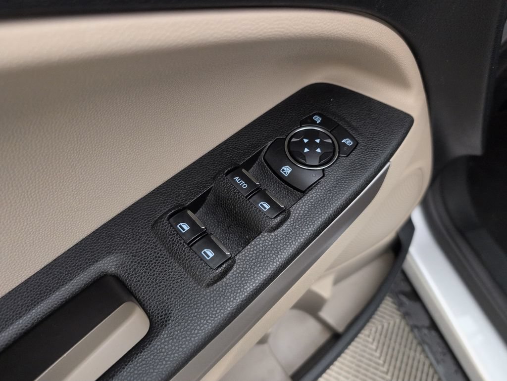 Certified 2021 Ford EcoSport S FWD image 32