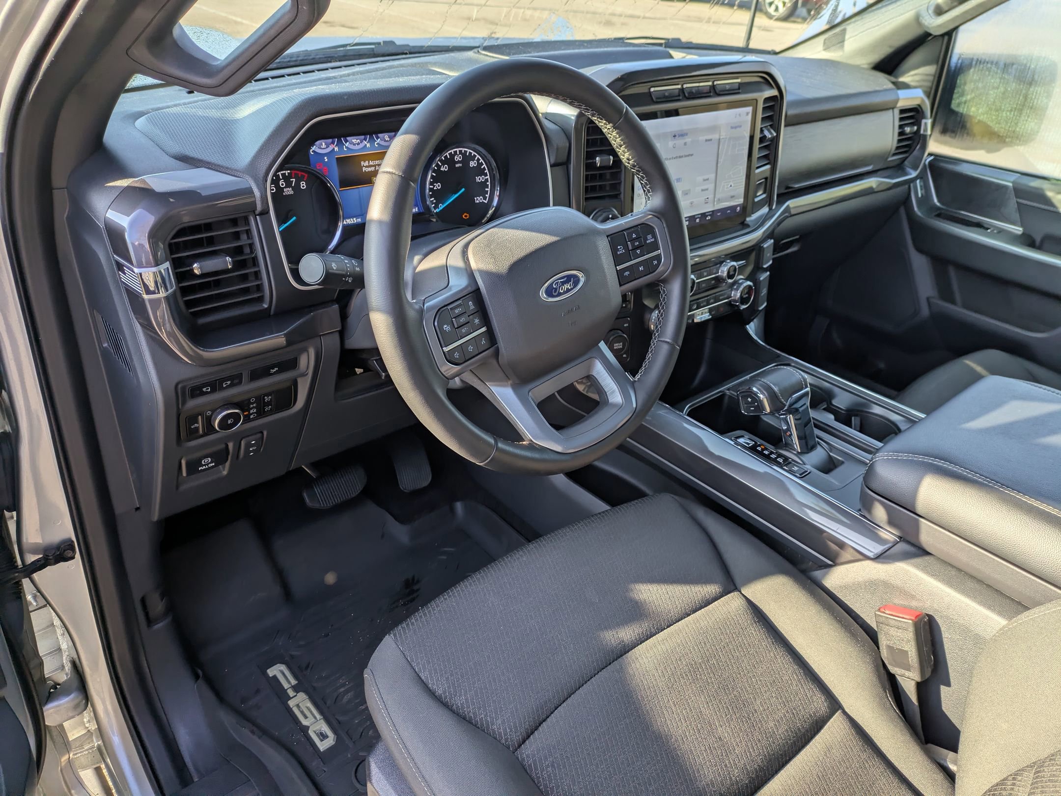 Certified 2023 Ford F150 XLT w/ Equipment Group 302A High image 17