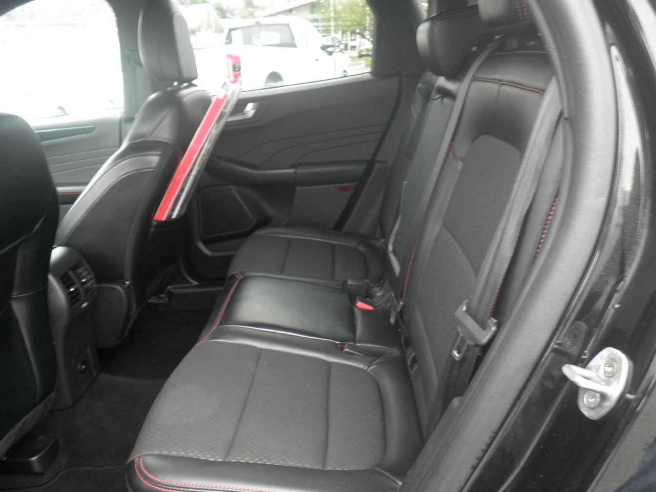 Certified 2024 Ford Escape ST-Line image 13