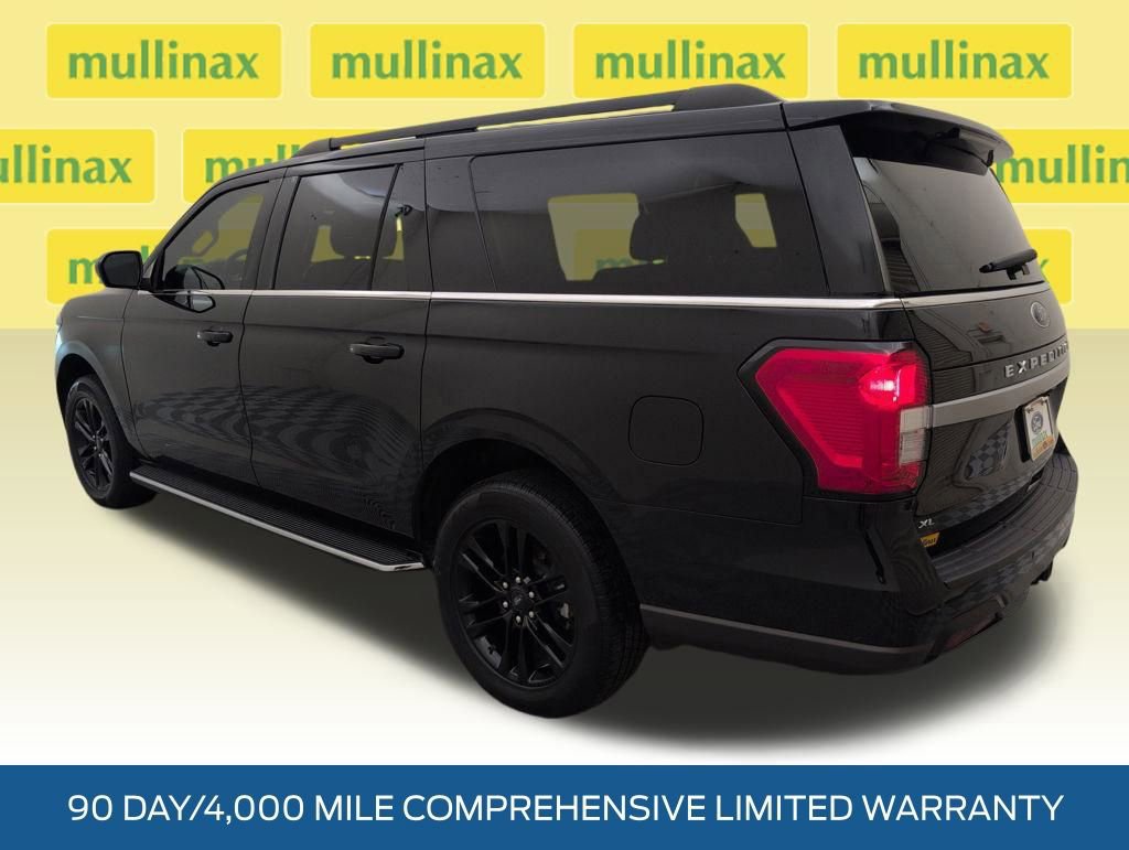 Certified 2022 Ford Expedition Max XLT image 3