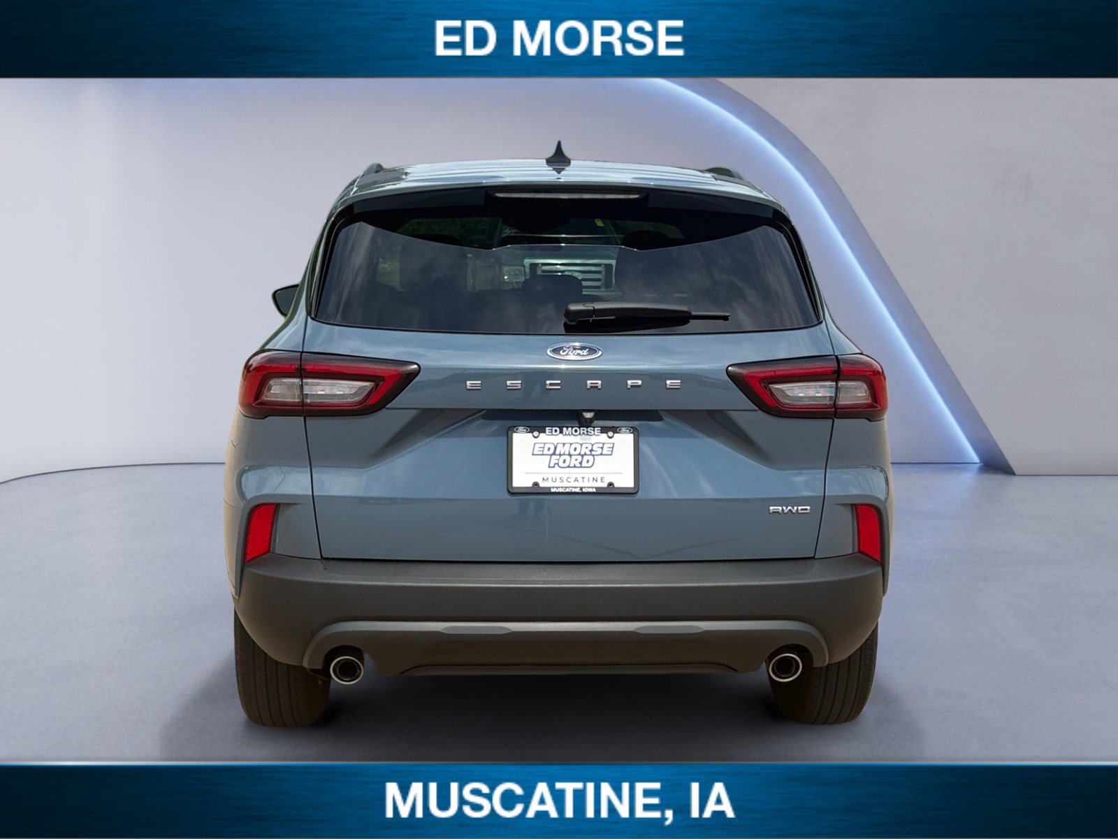 Certified 2025 Ford Escape ST-Line Select AWD/4WD image 4
