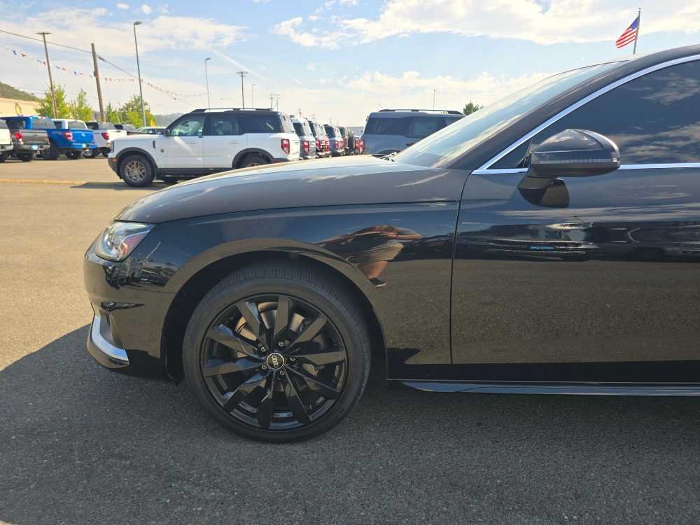 Used 2022 Audi A4 2.0T Premium Plus AWD/4WD image 6