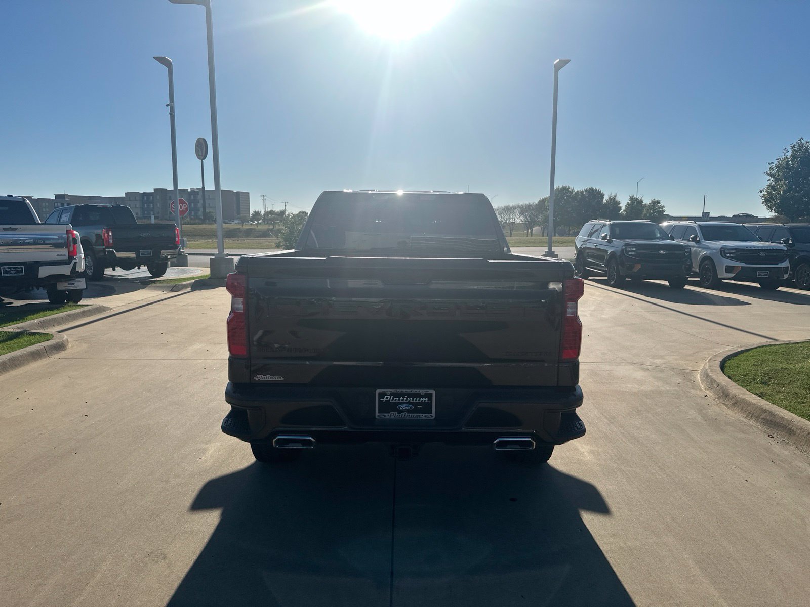 Used 2024 Chevrolet Silverado 1500 Custom Trail Boss w/ LPO, Dark Essentials Package AWD/4WD image 4