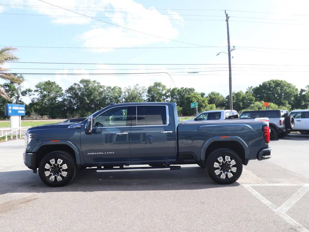 Used 2026 GMC Sierra 2500 Denali w/ Snow Plow Prep/Camper Package AWD/4WD image 8