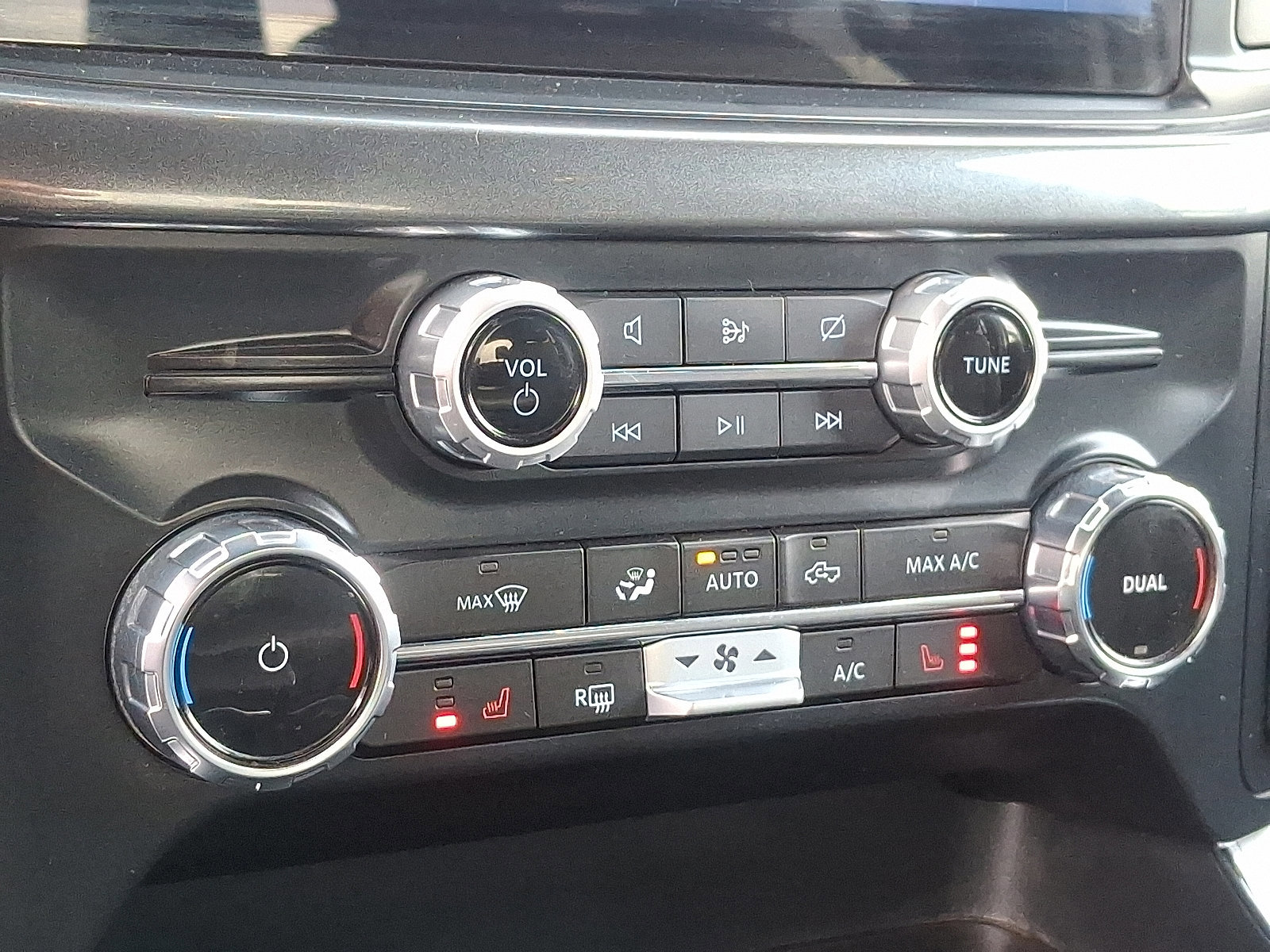 Certified 2023 Ford F150 XLT w/ Equipment Group 302A High image 15