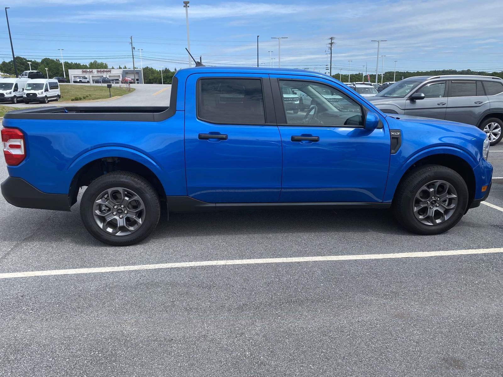 Certified 2022 Ford Maverick XLT w/ Equipment Group 300A Standard AWD/4WD image 8