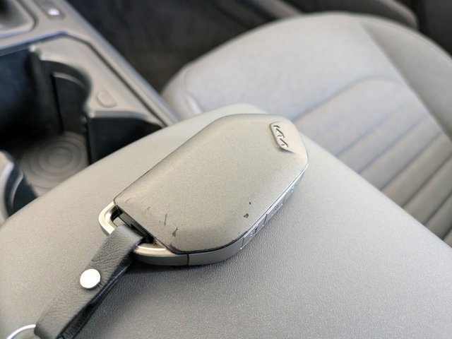Used 2025 Kia K4 EX image 28