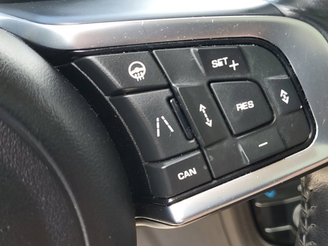 Used 2019 Jaguar F-PACE Prestige image 26