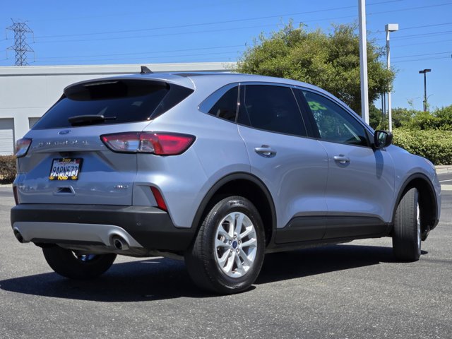 Certified 2022 Ford Escape SE AWD/4WD image 4