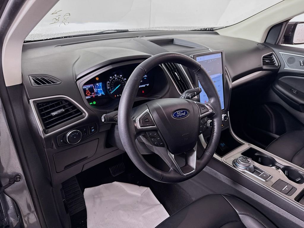 Certified 2024 Ford Edge SEL w/ Convenience Package image 15