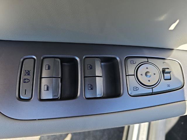 Used 2024 Hyundai Palisade Limited FWD image 28
