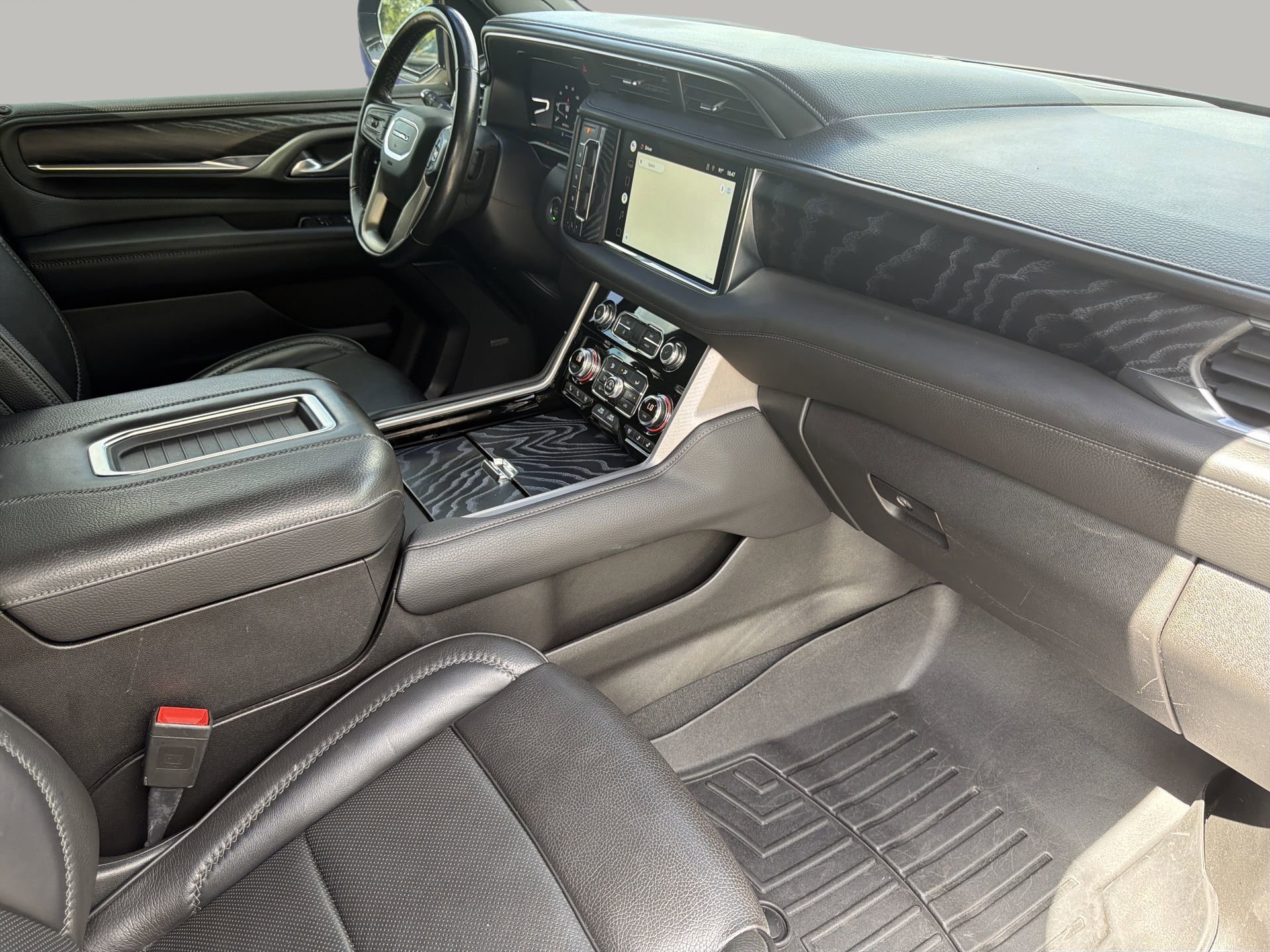Used 2022 GMC Yukon XL Denali w/ Max Trailering Package RWD image 46