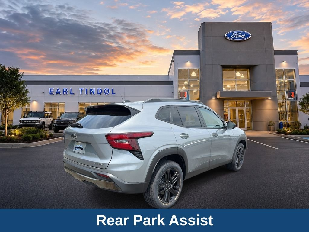 Used 2025 Chevrolet Trax ACTIV w/ Sunroof Package FWD image 7