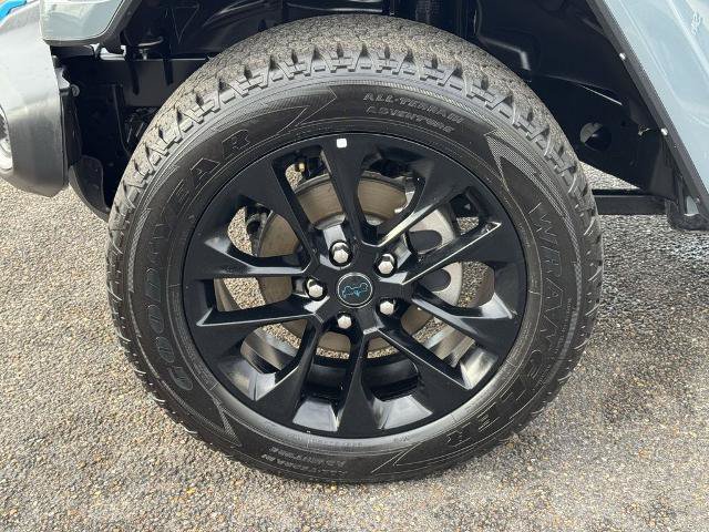Used 2024 Jeep Wrangler Unlimited Sahara AWD/4WD image 10
