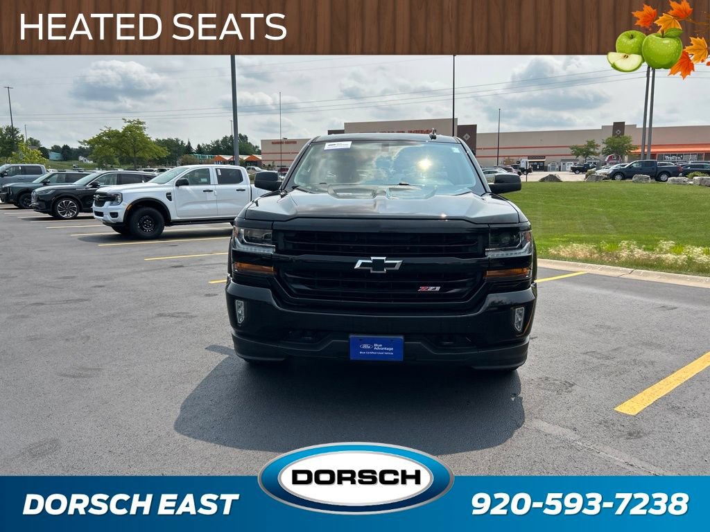 Used 2018 Chevrolet Silverado 1500 LT w/ Midnight Edition AWD/4WD image 3