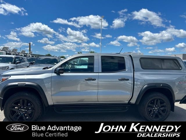 Used 2024 Chevrolet Colorado Trail Boss w/ Technology Package AWD/4WD image 2