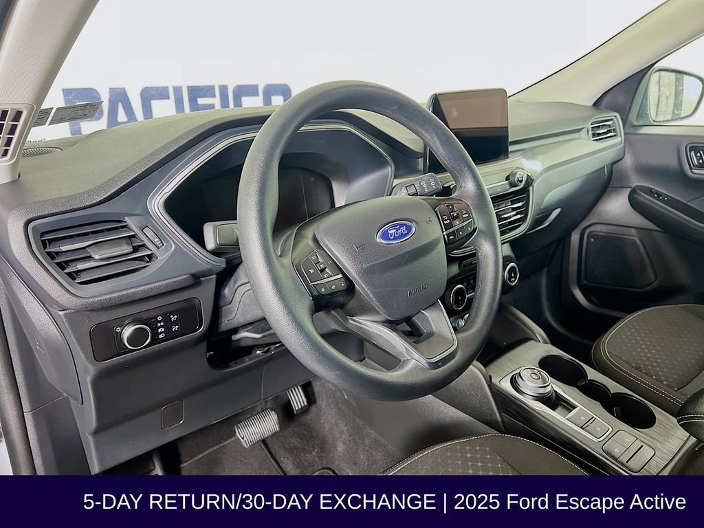 Certified 2025 Ford Escape Active image 11
