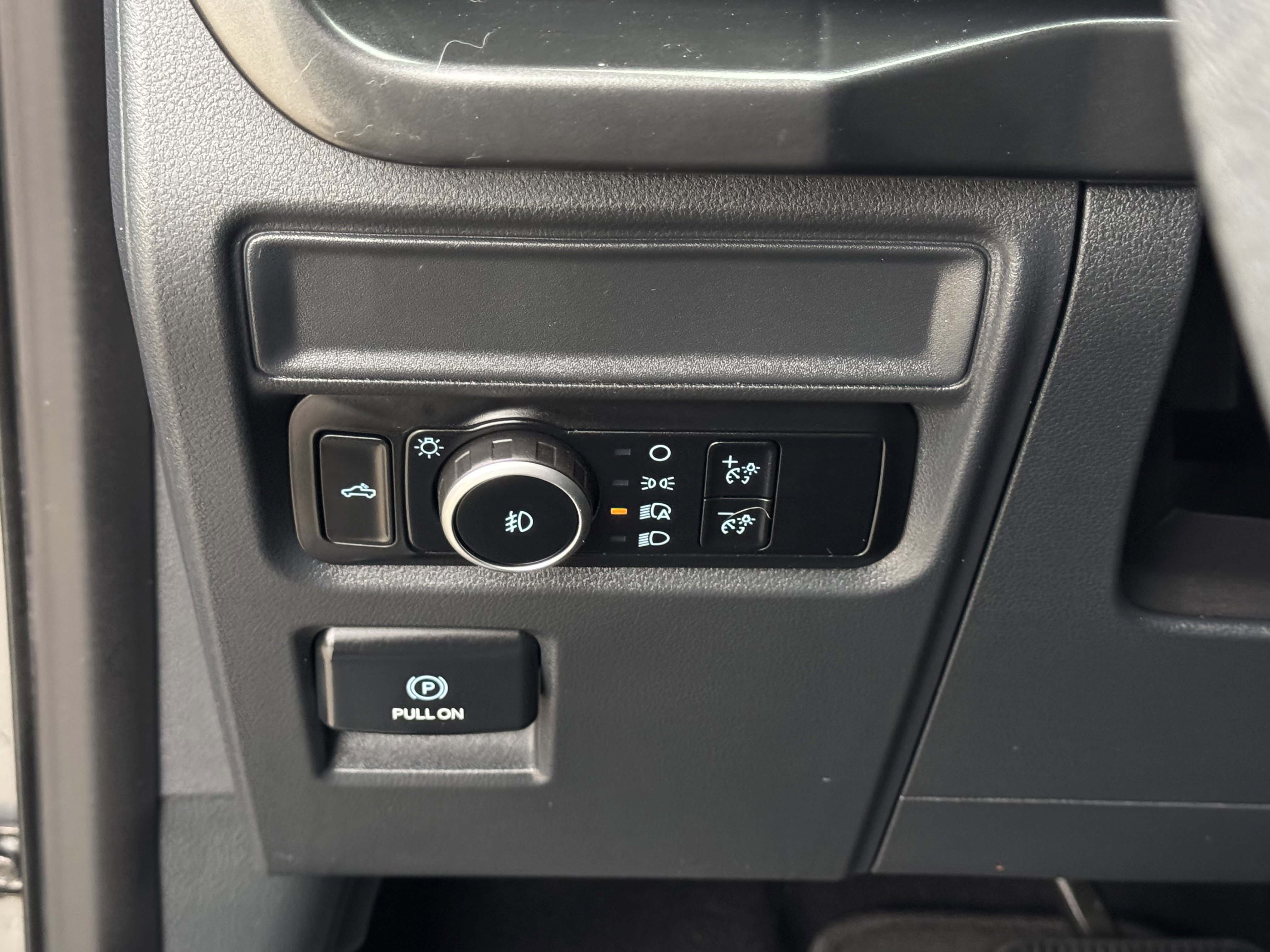 Certified 2024 Ford F150 STX image 23