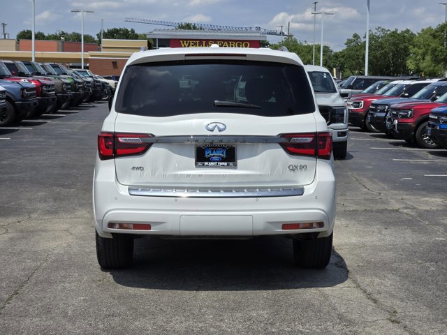 Used 2023 INFINITI QX80 Premium Select w/ Cargo Package AWD/4WD image 6