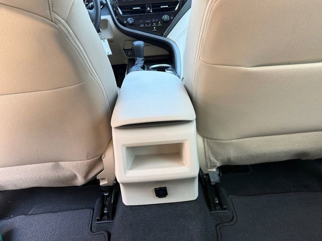 Used 2024 Toyota Camry LE FWD image 9