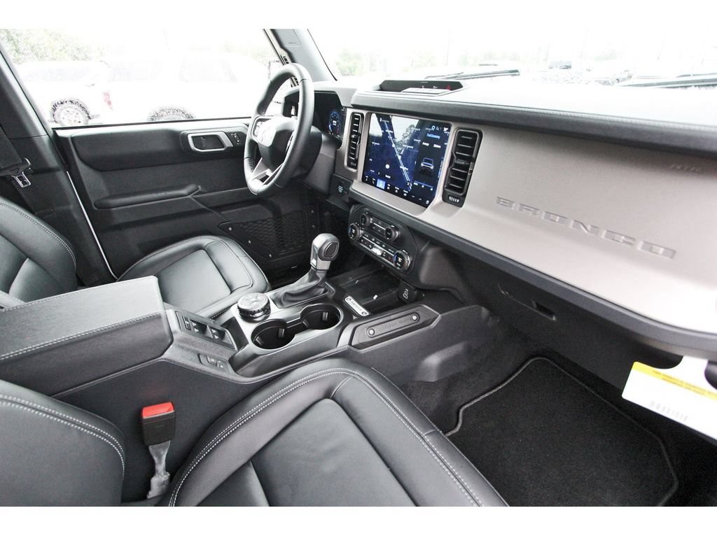Certified 2026 Ford Bronco Outer Banks AWD/4WD image 27