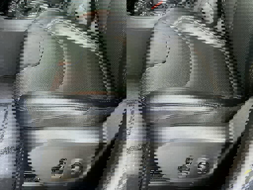 Used 2022 Jeep Cherokee Latitude Lux w/ Sun & Sound Group image 30