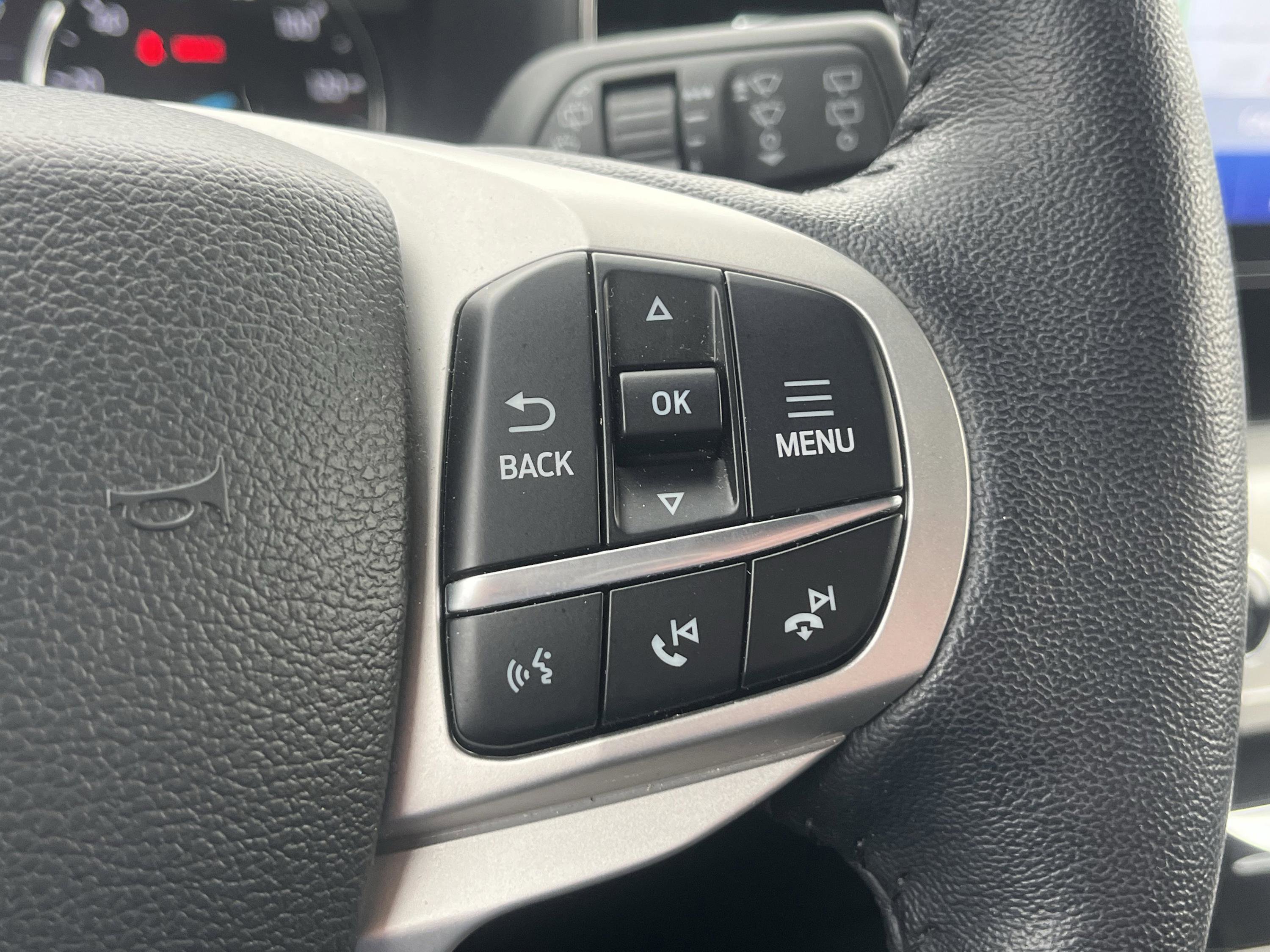 Certified 2023 Ford Explorer XLT w/ Equipment Group 202A image 16