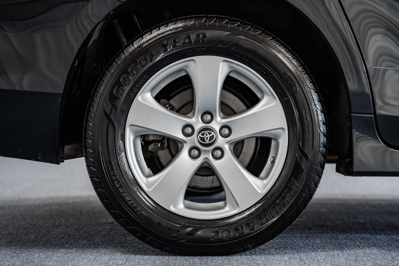 Used 2020 Toyota Sienna L image 13